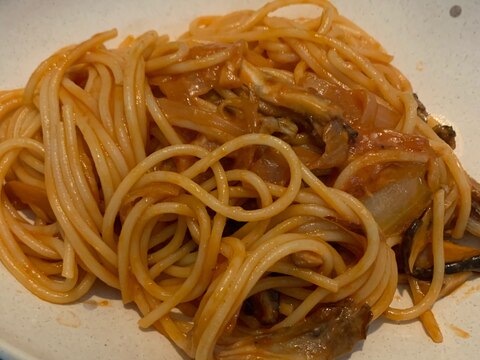 キノコのトマトパスタ